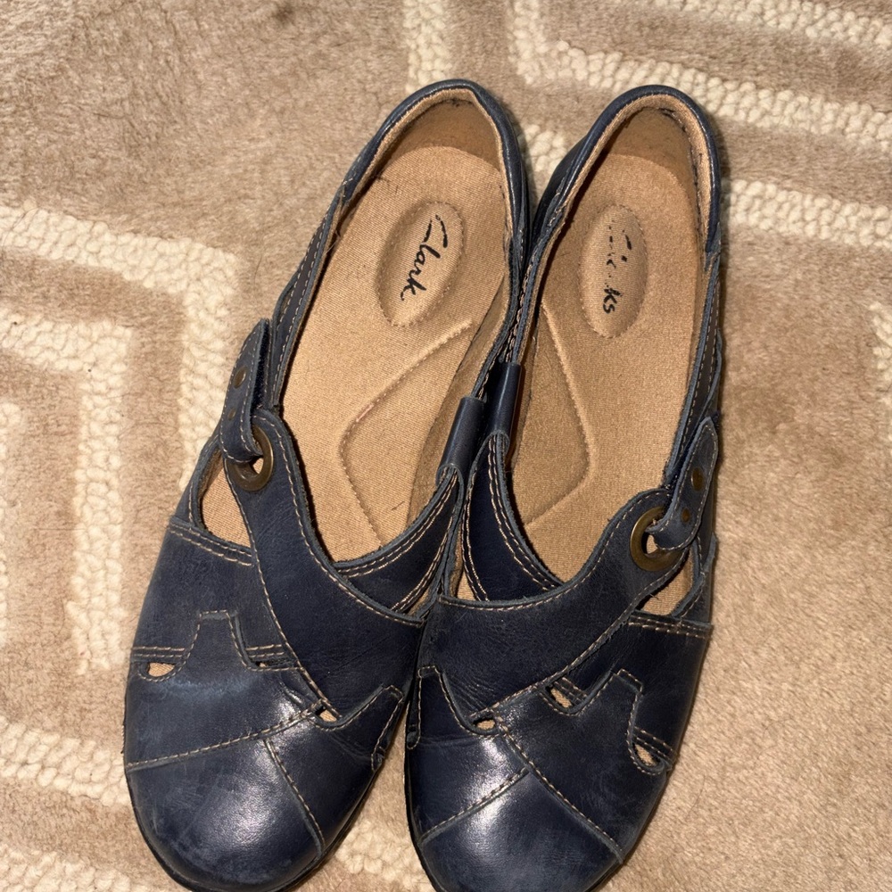 Clarks Navy Blue Leather Slip-On Casual Flats